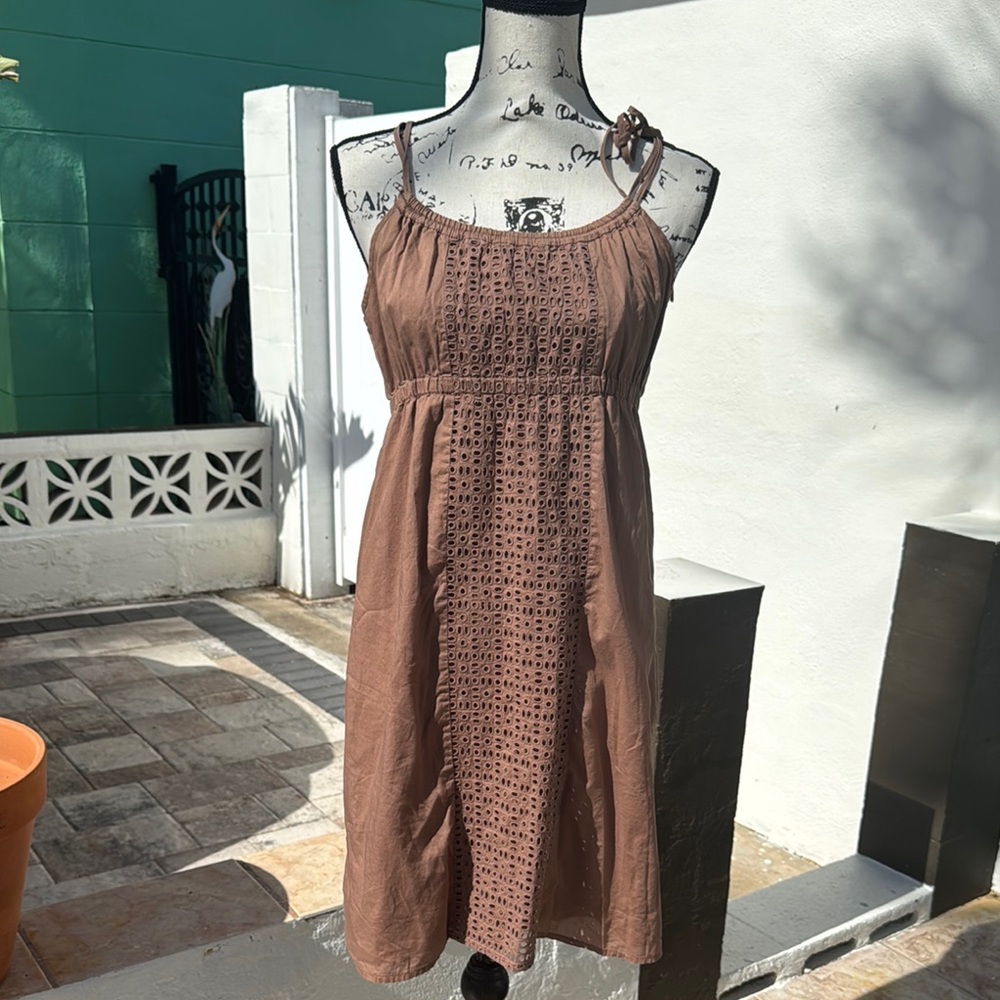J. Crew Elegant light Brown Sleeveless Dress with eyelet design. Lined